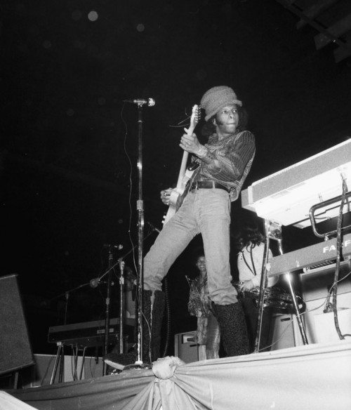 Sly-Stone07.jpg