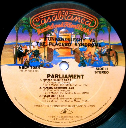 Parliament_1977_Funkentelechy-Vs.-The-Placebo-Syndrome-Casablanca-NBLP-7084-FACEB.jpg